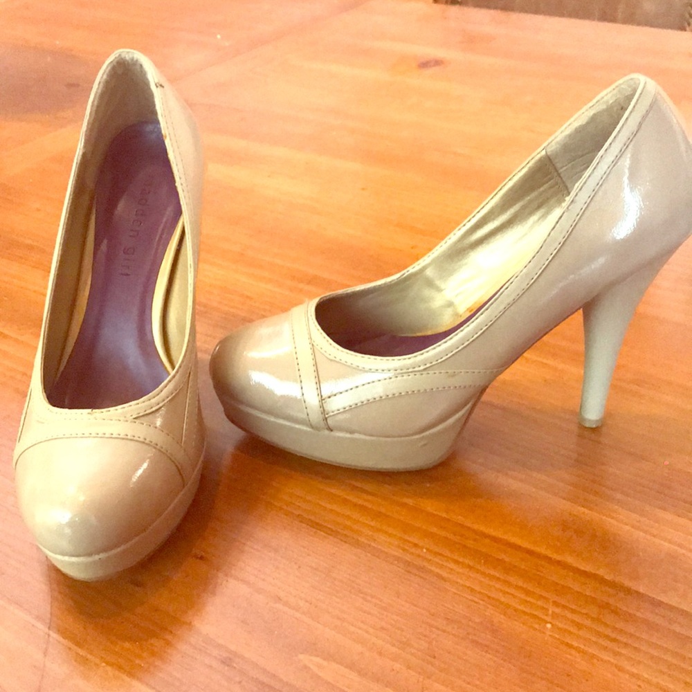 Madden Girl taupe heels